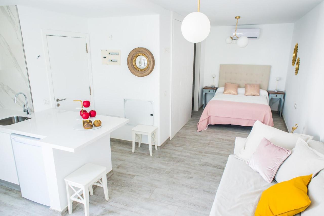 Studio Lirio Seaview Corralejo By Holidays Home Buitenkant foto