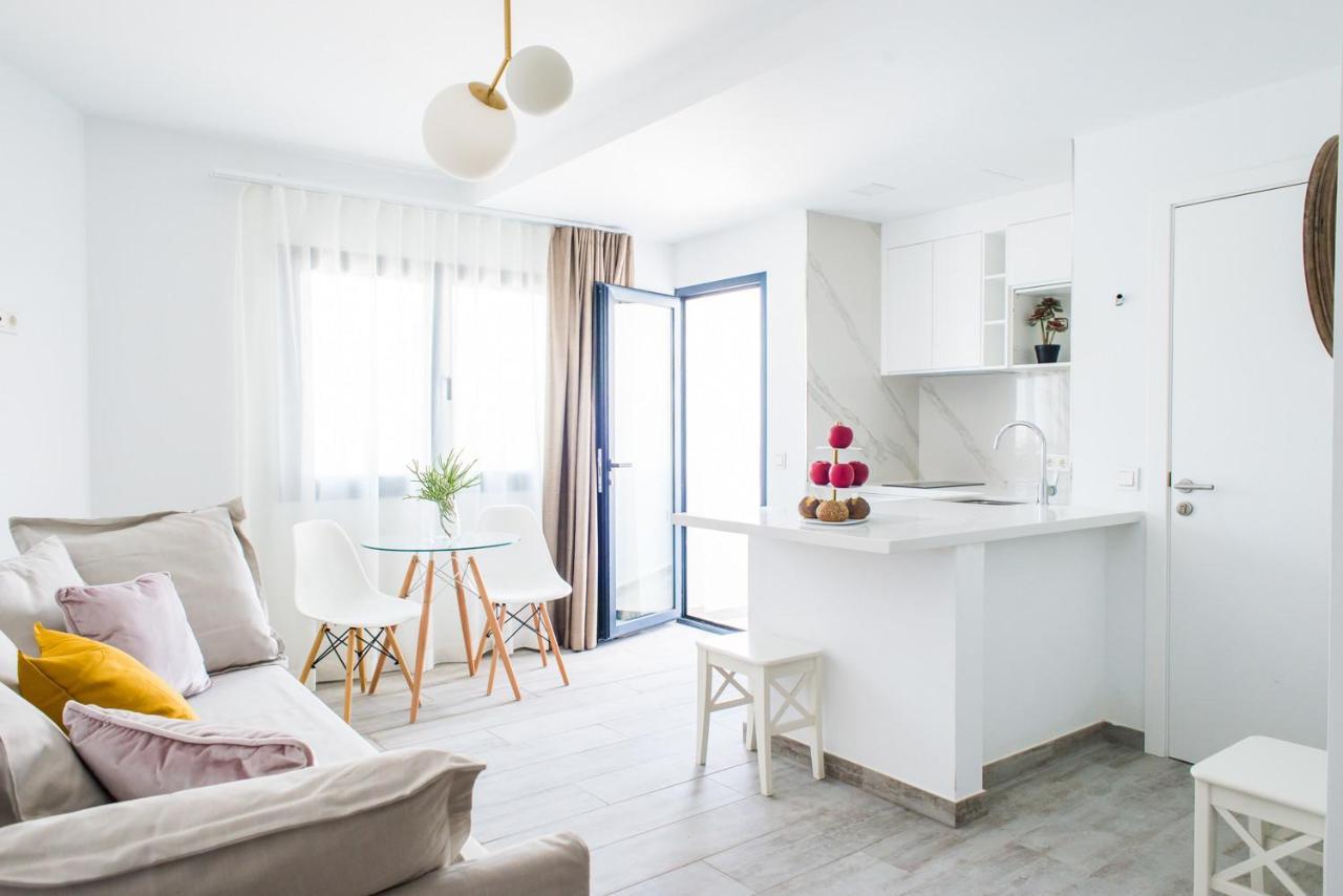 Studio Lirio Seaview Corralejo By Holidays Home Buitenkant foto